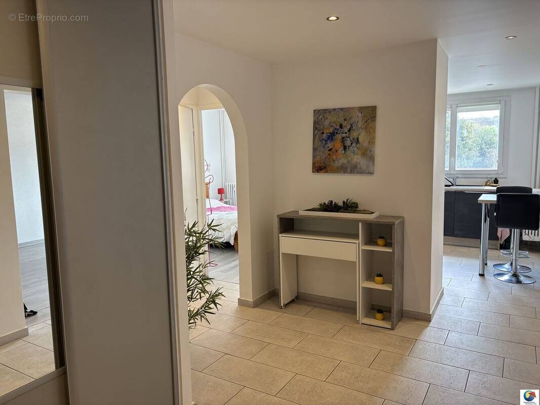 Appartement à LA VERPILLIERE