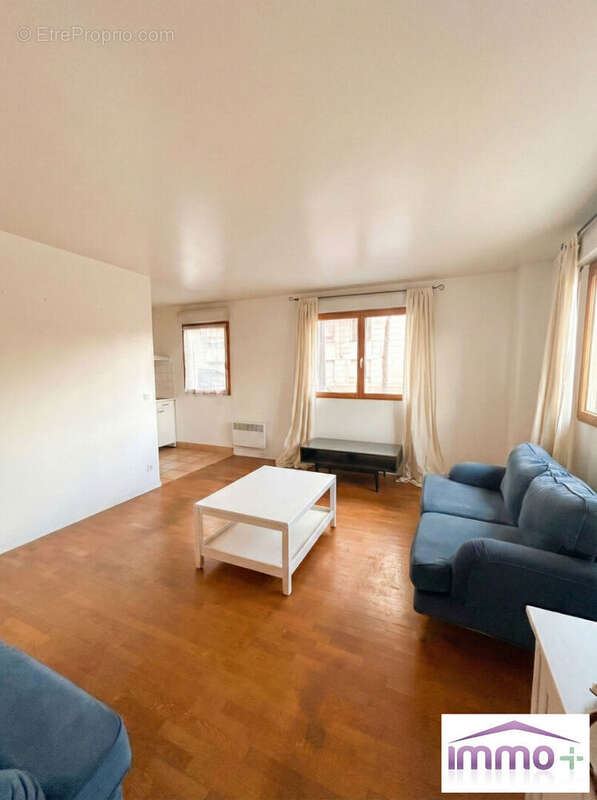 Appartement à PARIS-19E