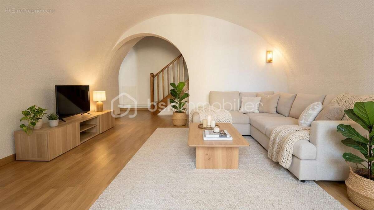Maison à ROGNAC