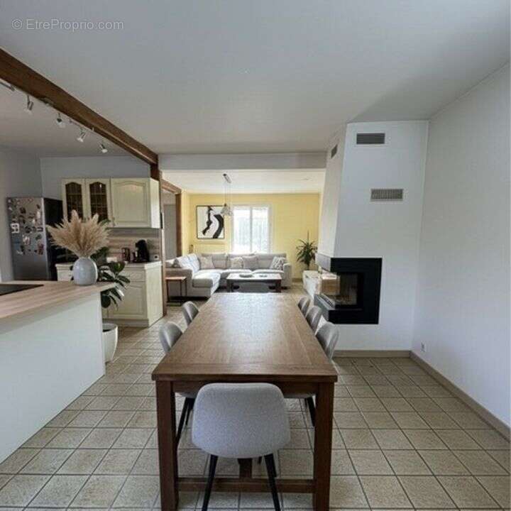 Maison à CHAMARANDE