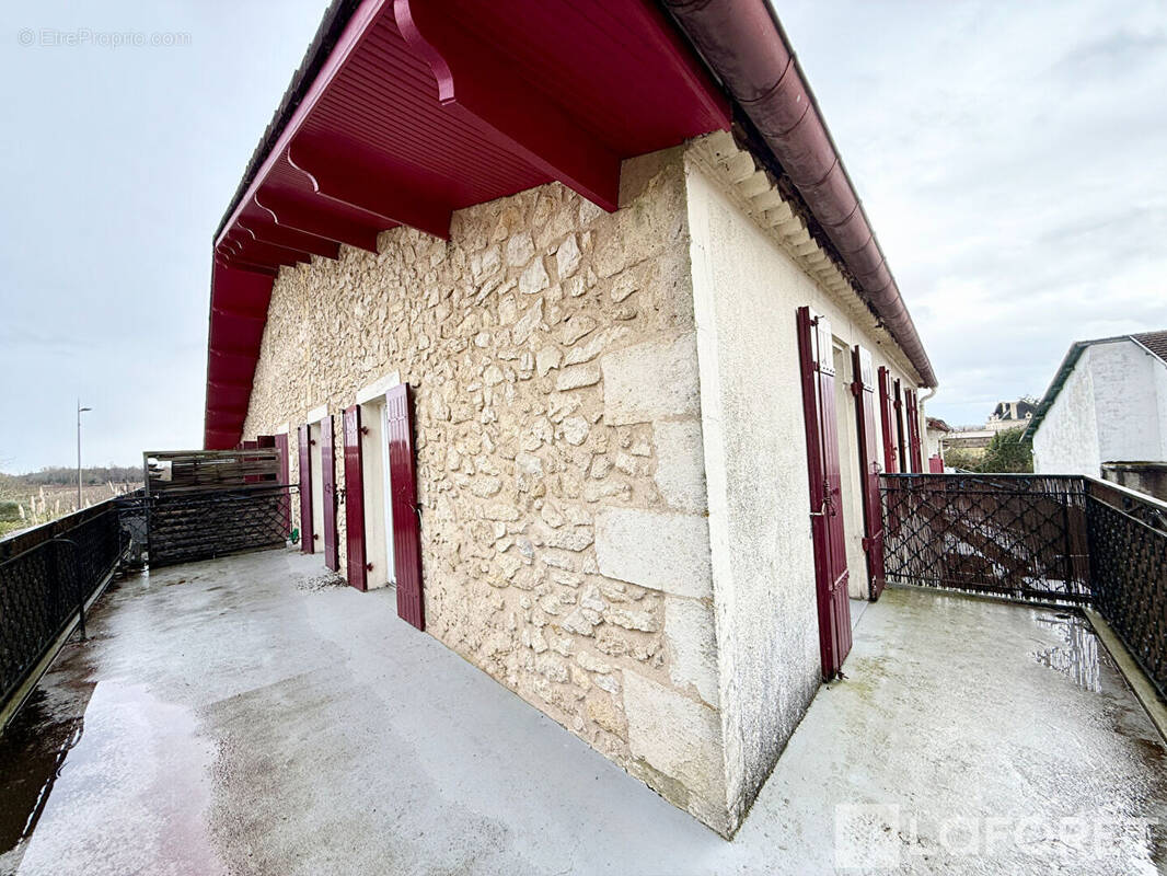 Appartement à CERONS