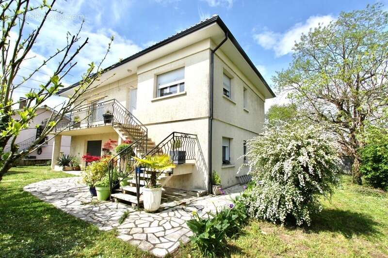 Maison à LA LANDE-DE-FRONSAC