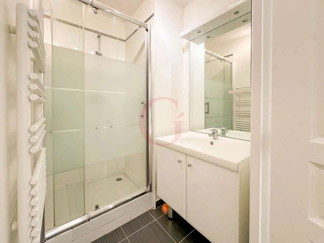 Appartement à BOURG-LA-REINE