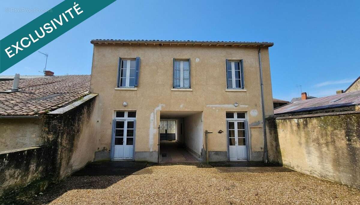 Photo 2 - Maison à SAINT-SAVIN