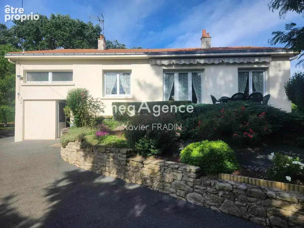 Maison de 98m² sur une parcelle de plus de 2500m² - photo 2