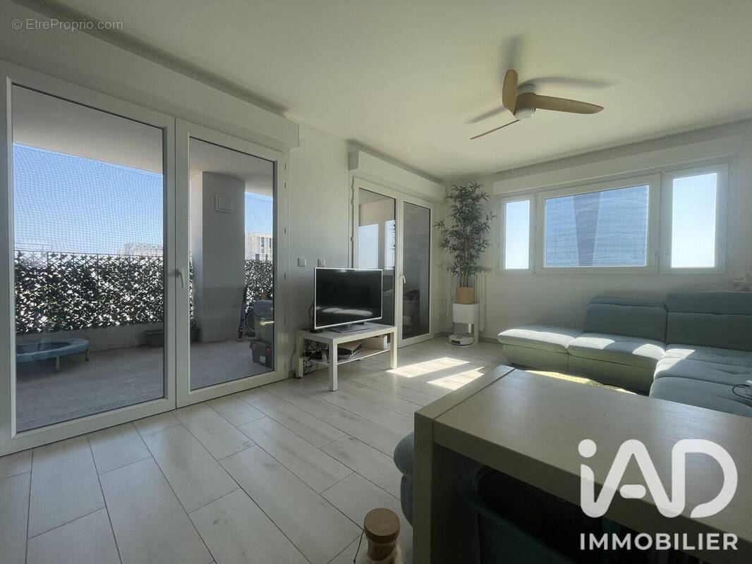 Photo 1 - Appartement à MARSEILLE-2E