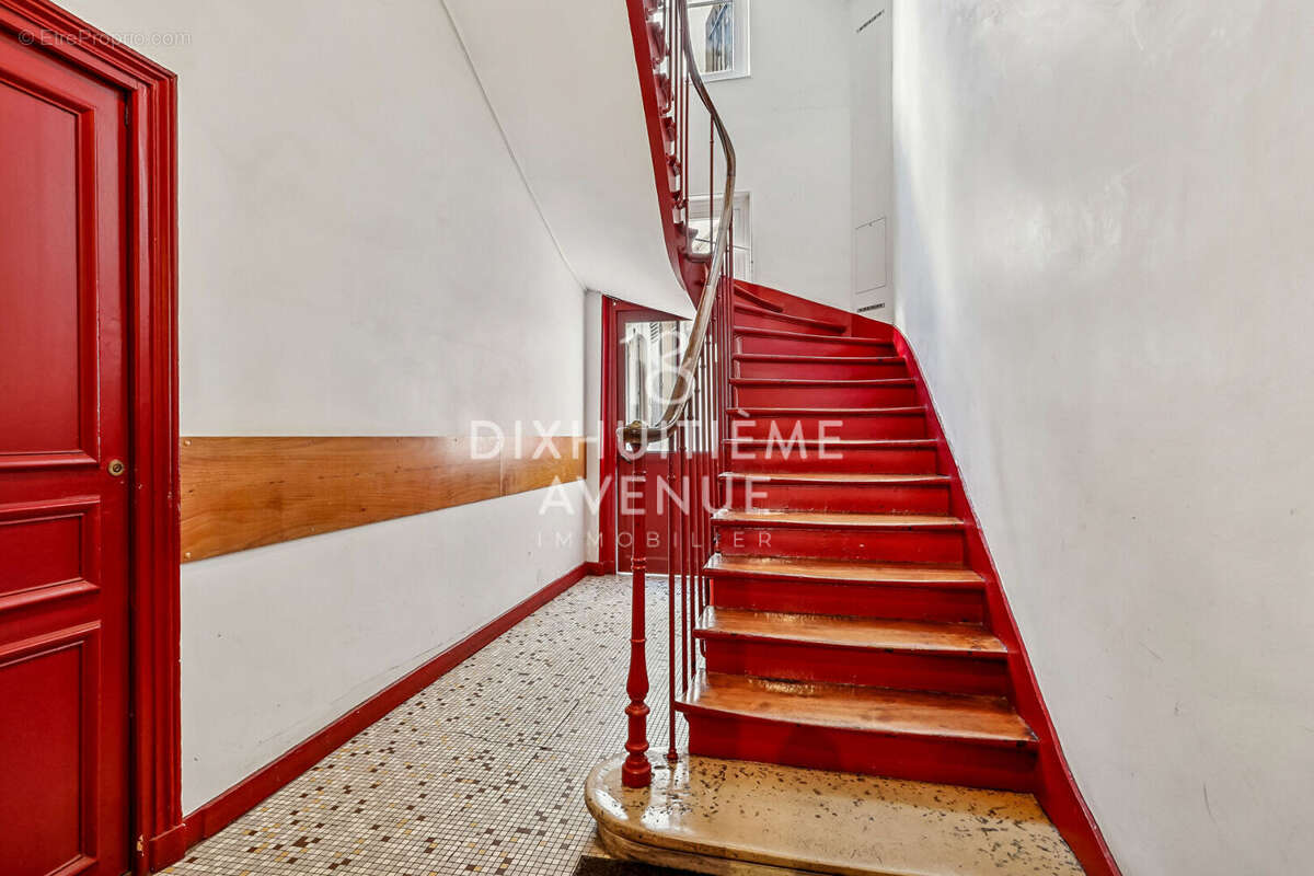 Appartement à PARIS-18E