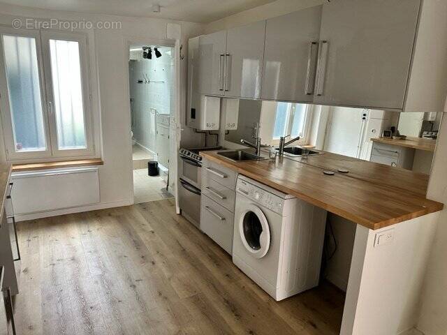 Appartement à PARIS-18E