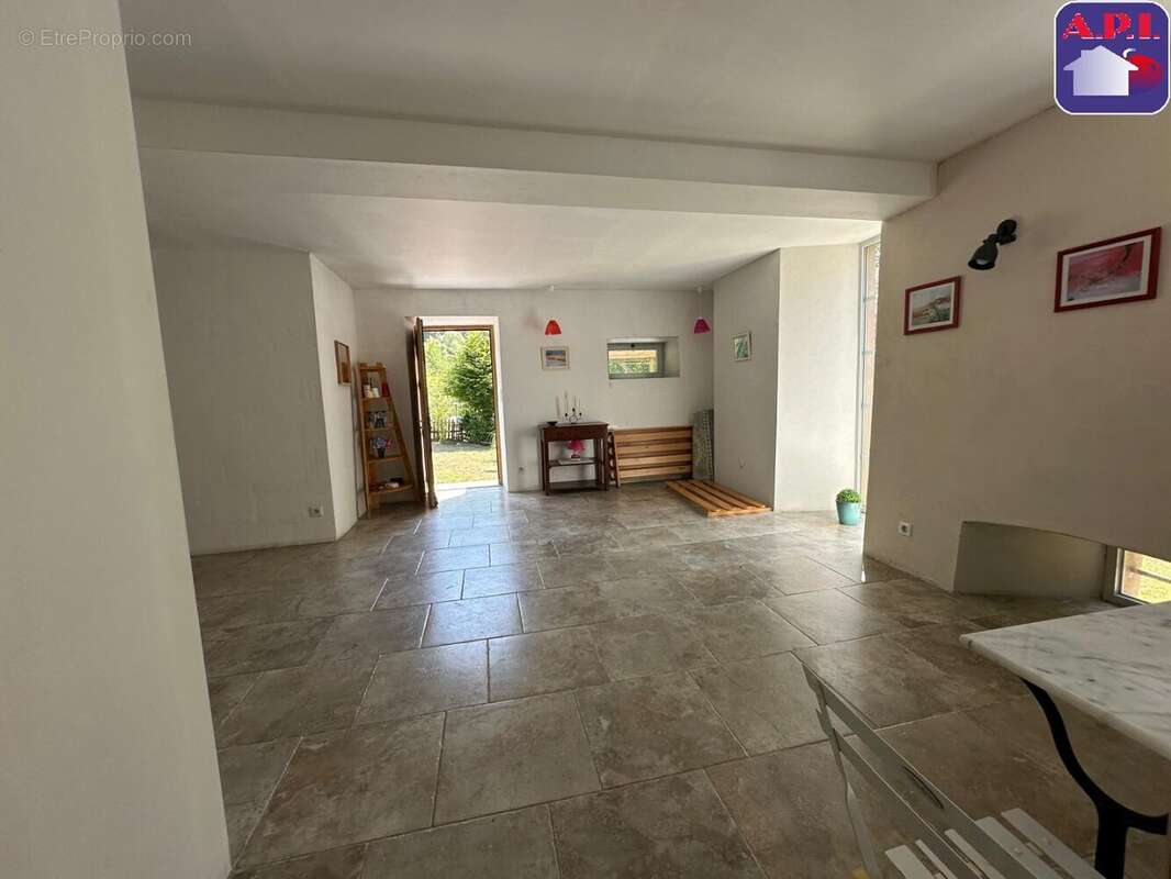Maison 174 m² à Bonac-Irazein  - photo 8