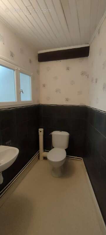 Maison à SAINT-BONNET-DE-JOUX