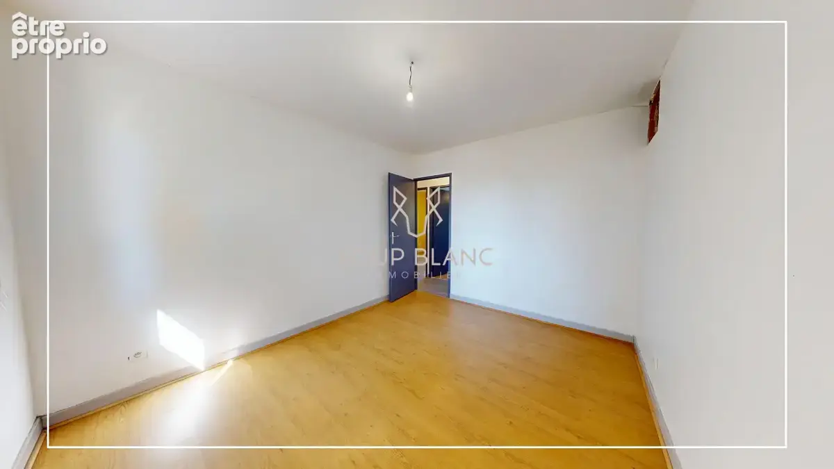 Maison 6 pièces 106 m2 avec sous sol et garage - photo 5