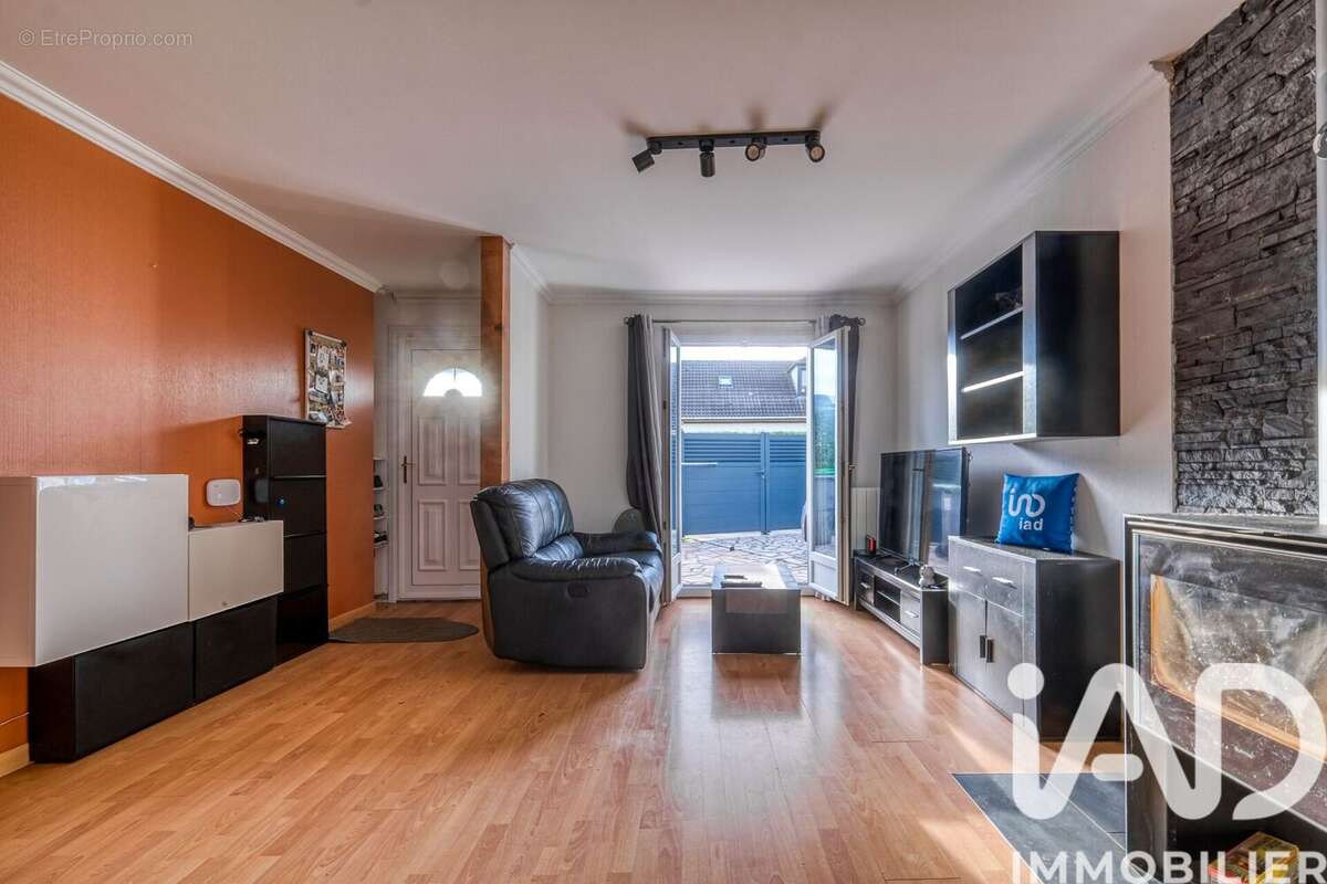 Photo 3 - Maison à VEMARS