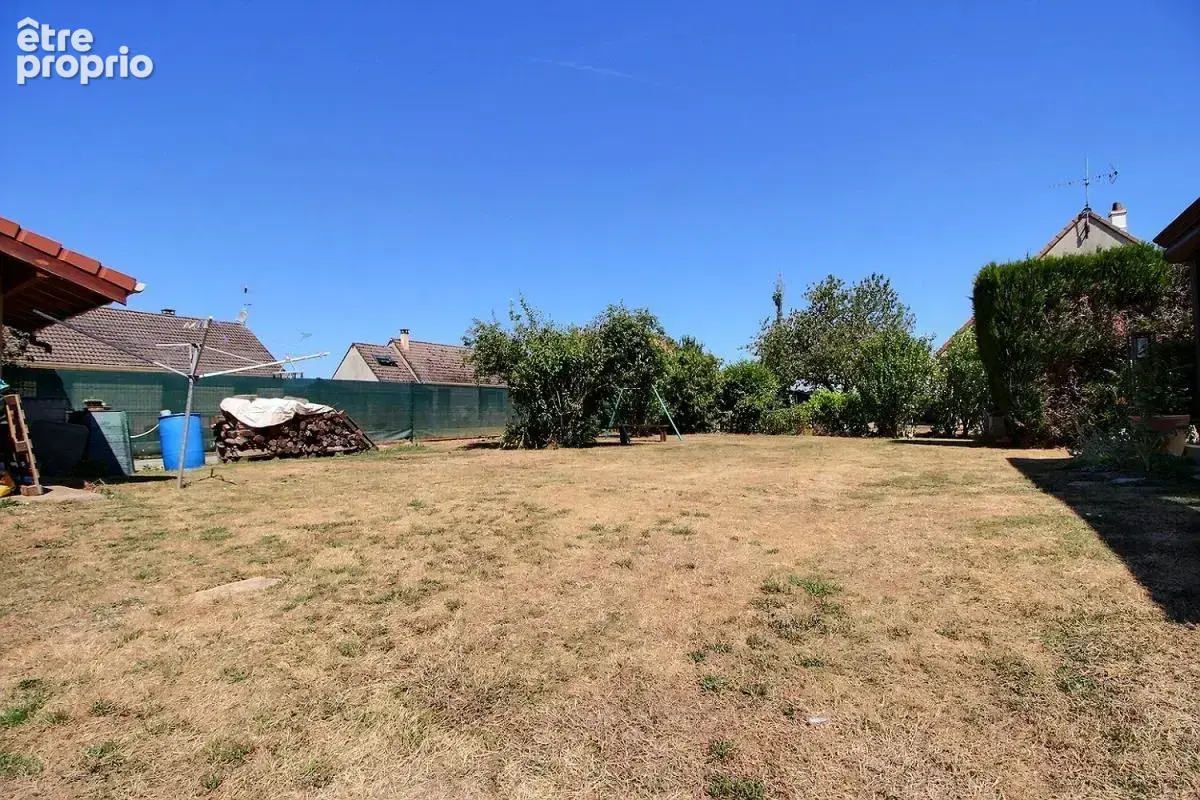 Maison individuelle, 4 chambres sur sous-sol total avec jardin - photo 13