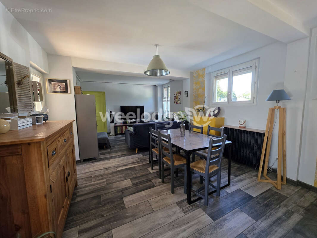 Maison 88 m² à Le Coudray  - photo 2