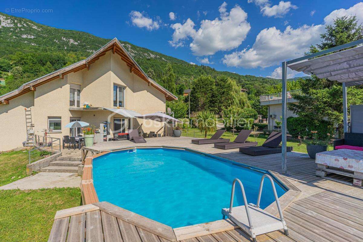 Maison à SERRIERES-EN-CHAUTAGNE