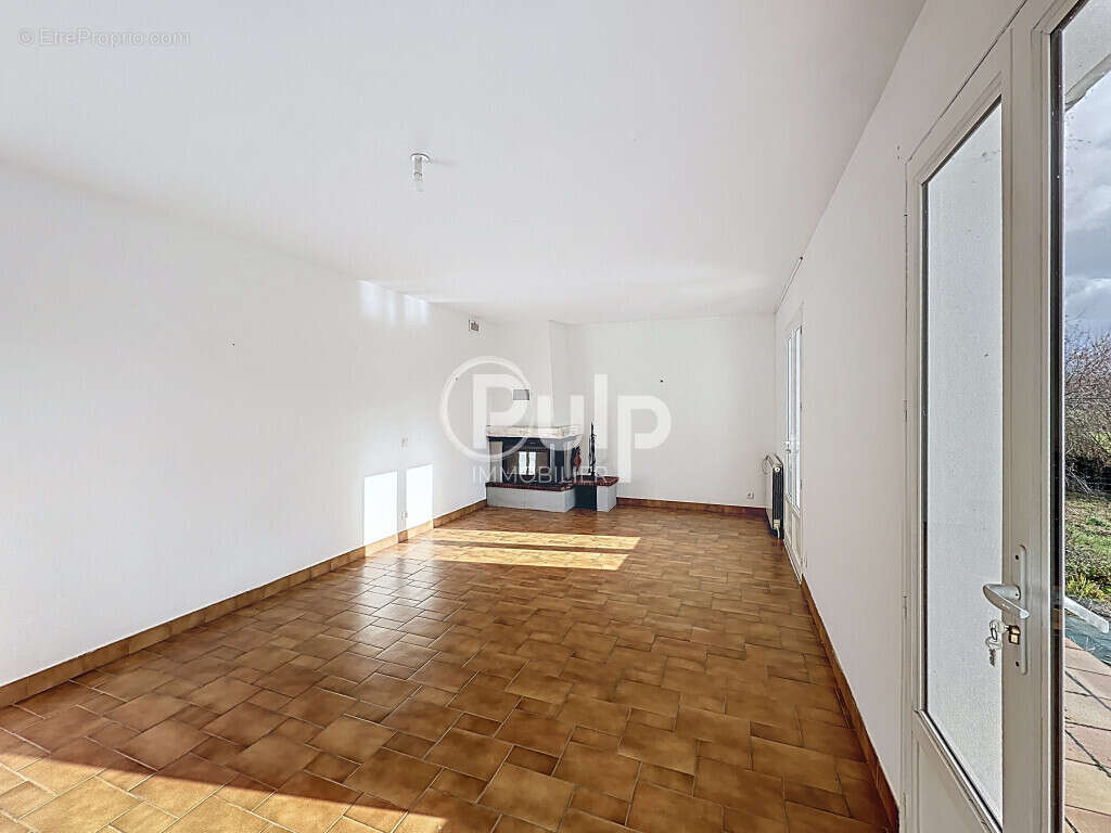 Maison à BLANGY-SUR-TERNOISE