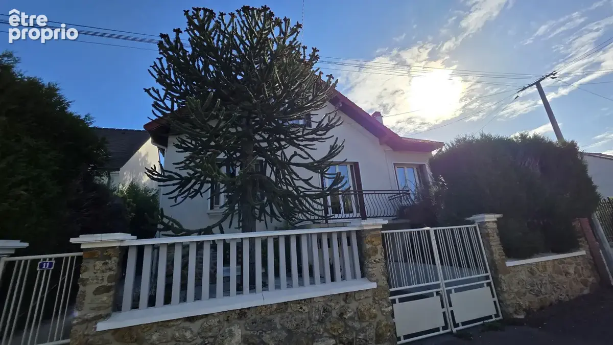 Maison à TREMBLAY-EN-FRANCE