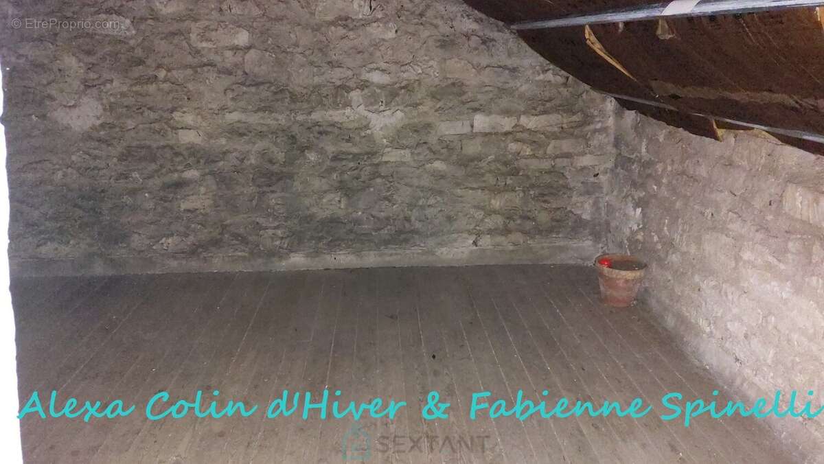 Maison à VAILLY-SUR-AISNE