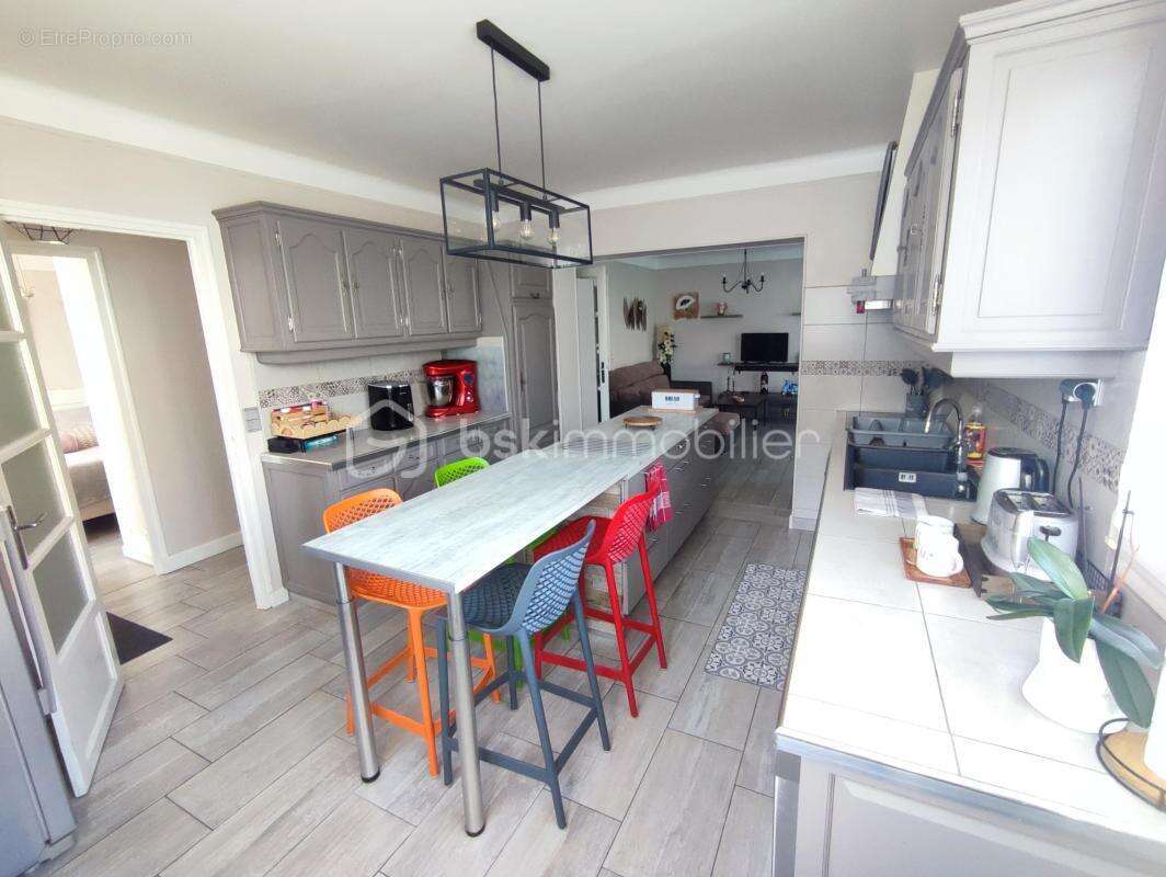 Maison 107 m² à Savigny-Sur-Orge  - photo 2