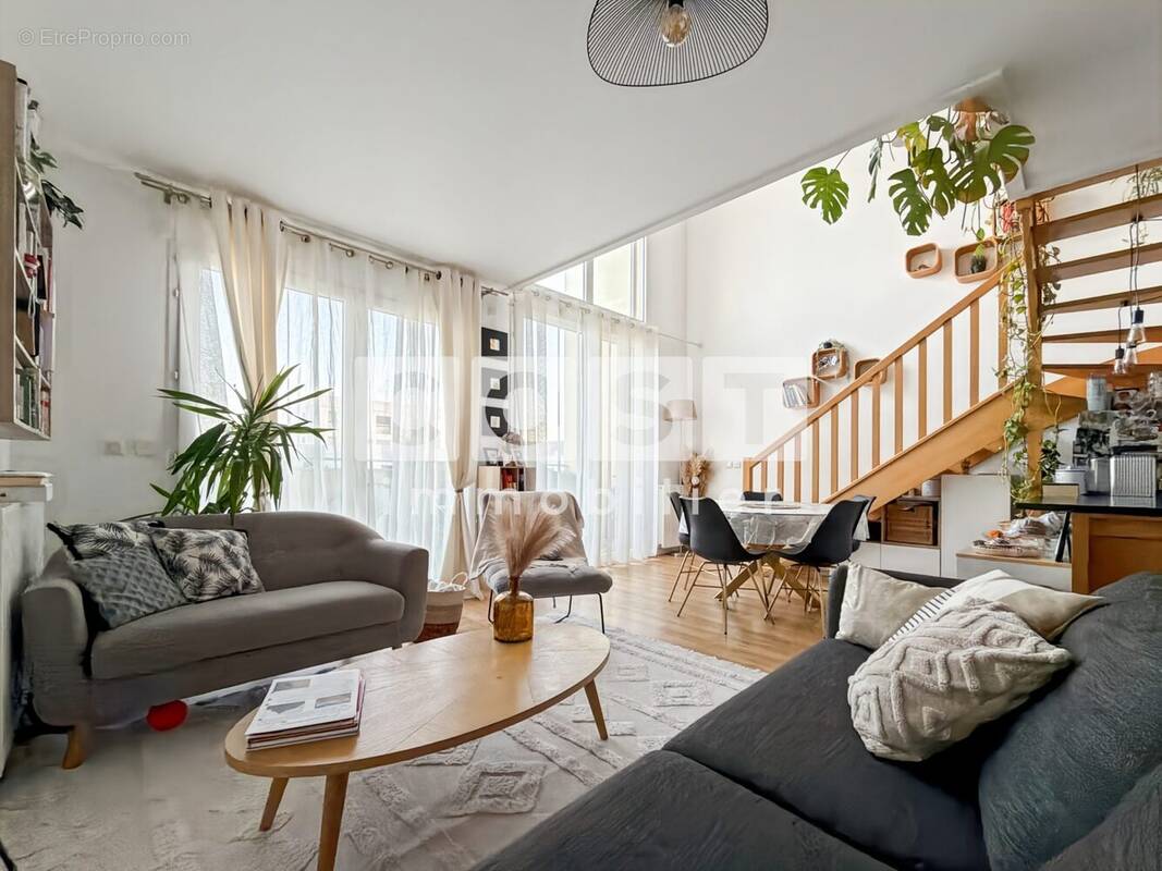 Appartement à GENNEVILLIERS