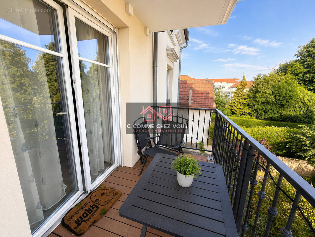 Appartement à OZOIR-LA-FERRIERE