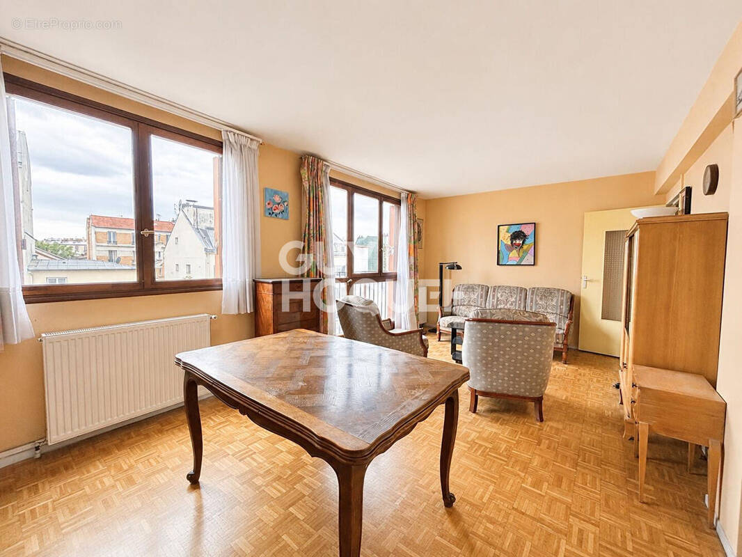 Appartement à SAINT-OUEN