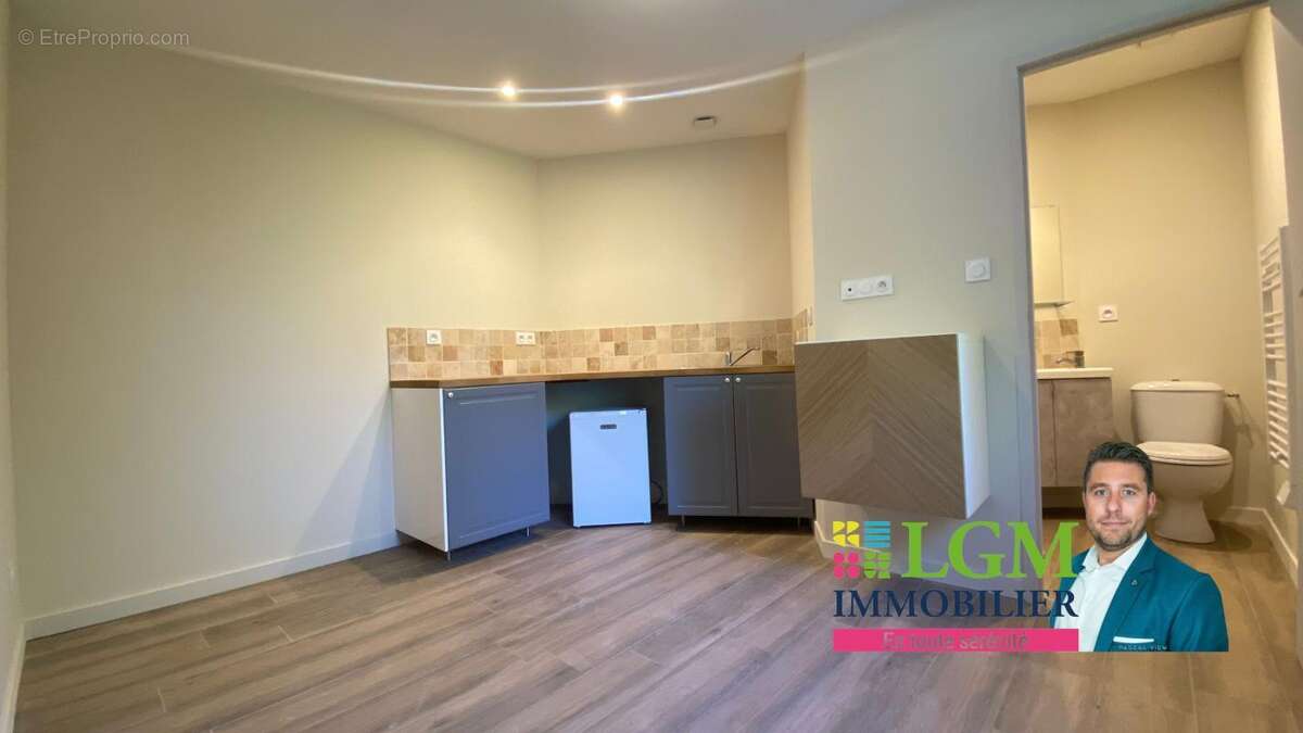 Appartement à REMOULINS