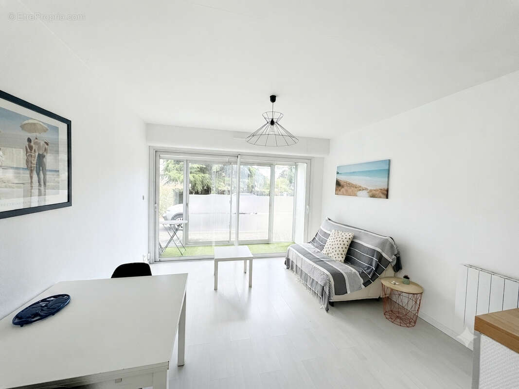 Appartement Vannes 2 pièces RDC au Calme et lumineux avec parking 36.42 m2 - photo 2