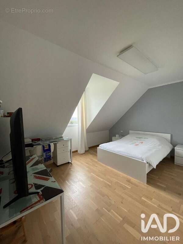Maison 186 m² à Cottun  - photo 8
