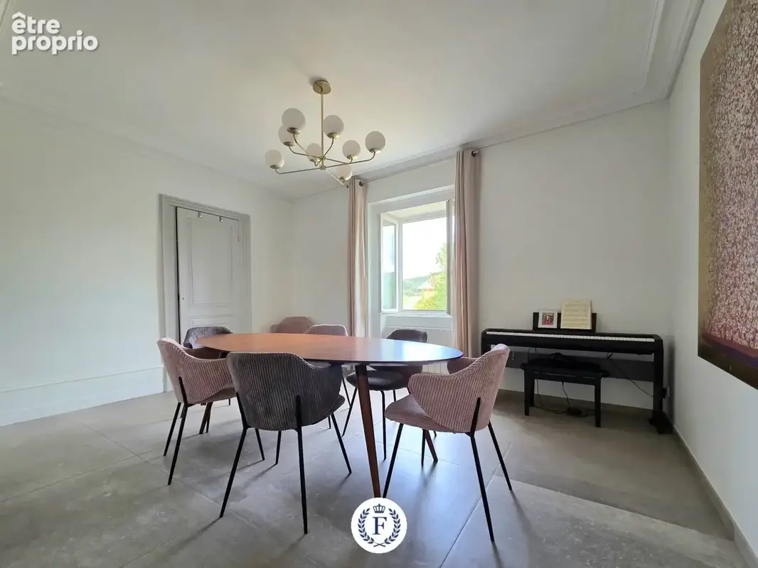 1 heure de Lyon BEAUJOLAIS : Maison de village 5 chambres avec dépendance, avec toutes les commodités - photo 7