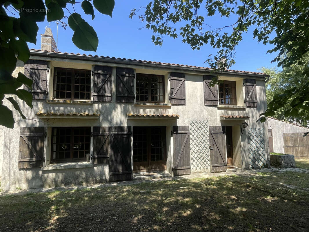 Maison à AIGREFEUILLE-D&#039;AUNIS