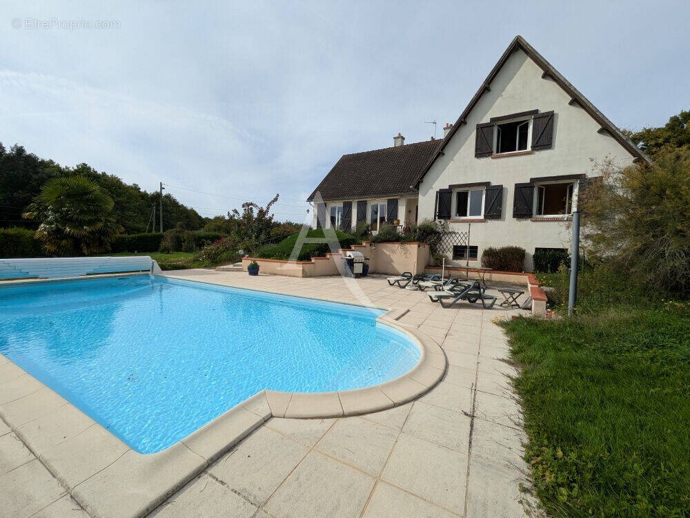 Maison à CHOUZY-SUR-CISSE