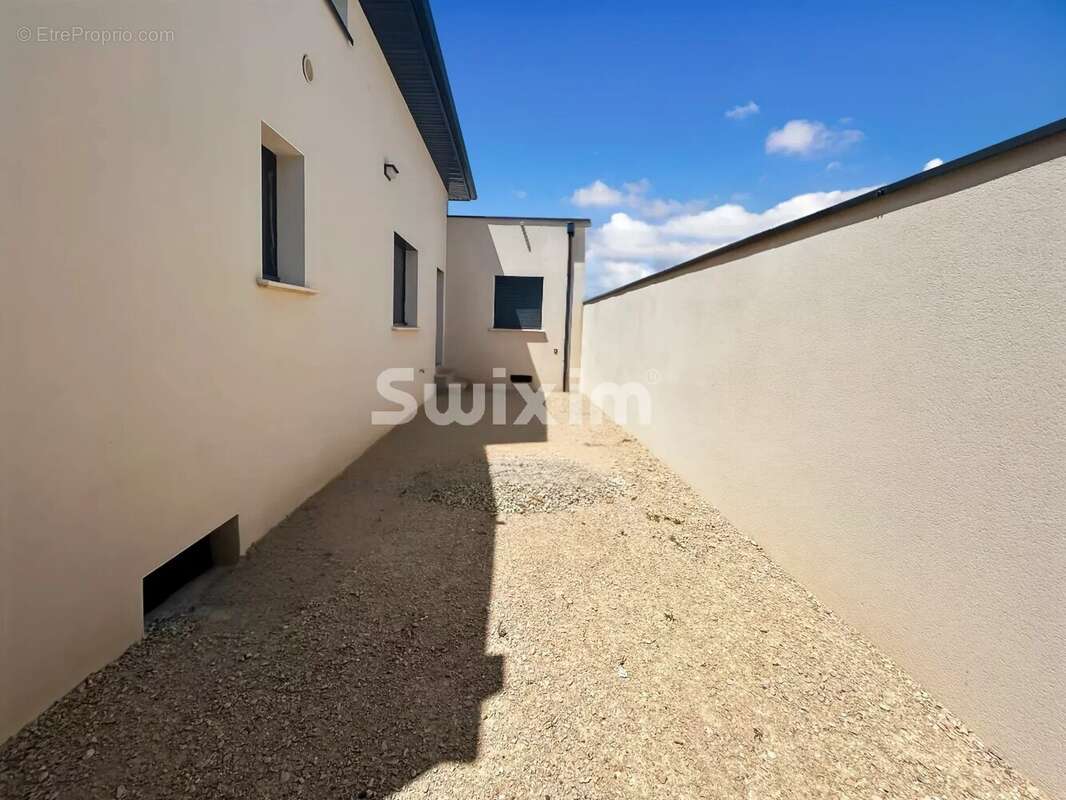 Maison à PIERRELATTE