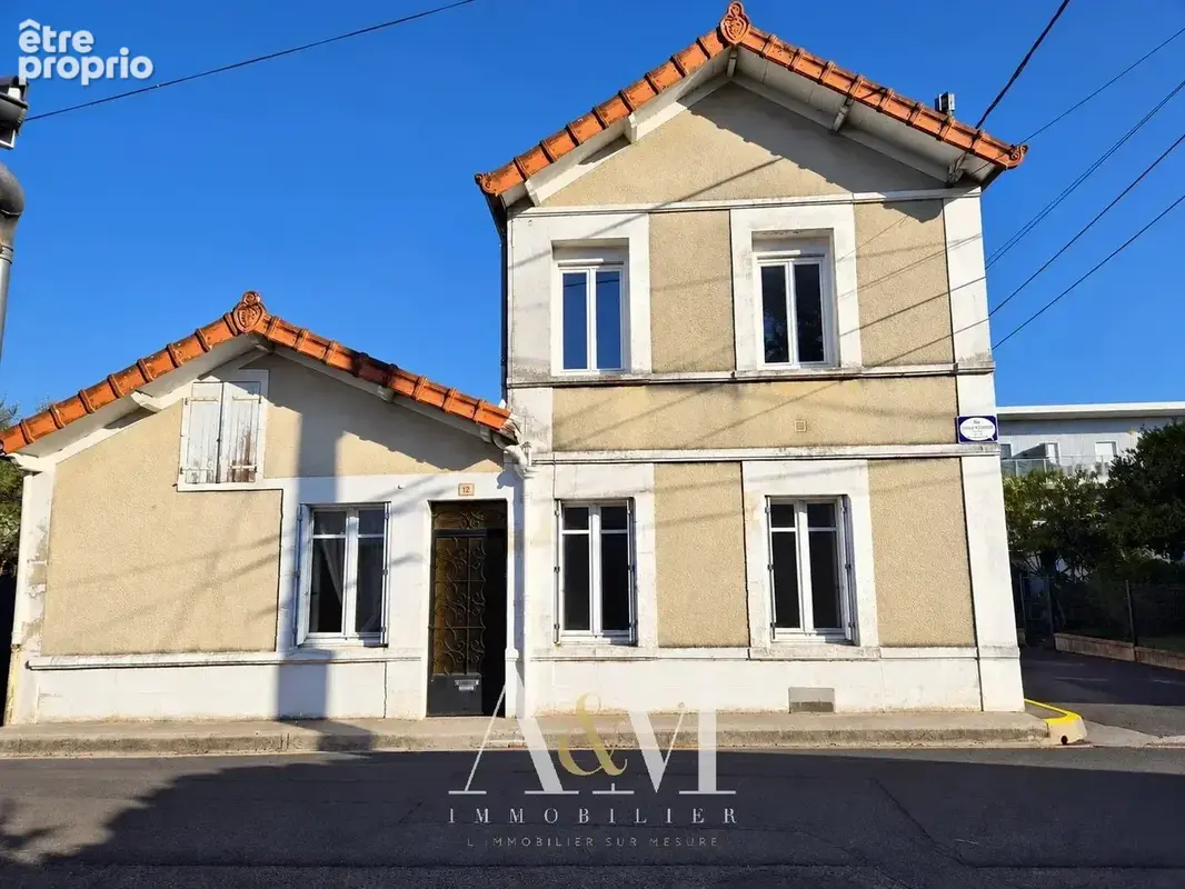 Photo Maison à Angouleme au prix de 145 500€