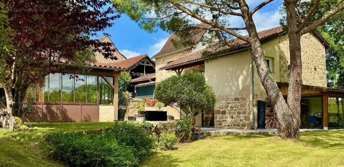 Maison à FIGEAC