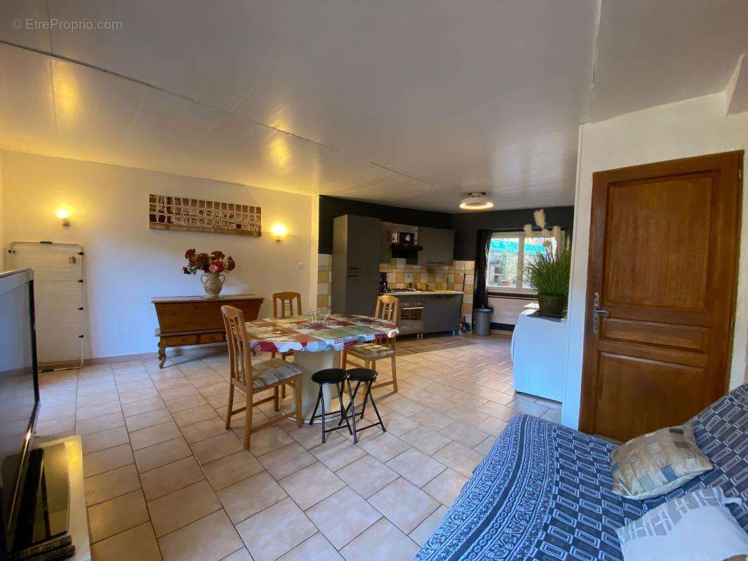 Maison à LARGENTIERE