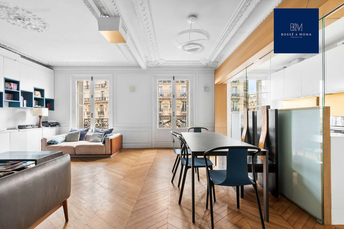 Appartement à PARIS-7E