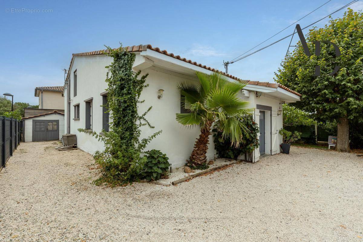 Maison à LAUNAGUET
