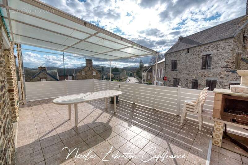 Maison à MENIL-HUBERT-SUR-ORNE