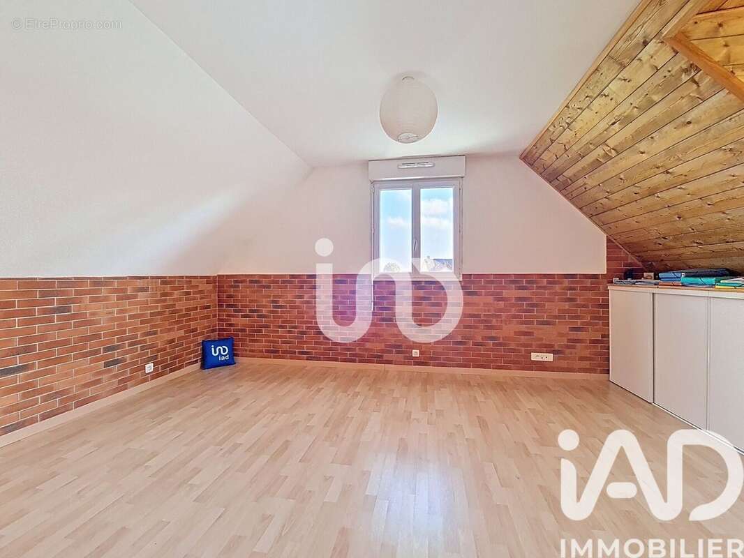 Photo 4 - Maison à SAINT-JEAN-LES-DEUX-JUMEAUX