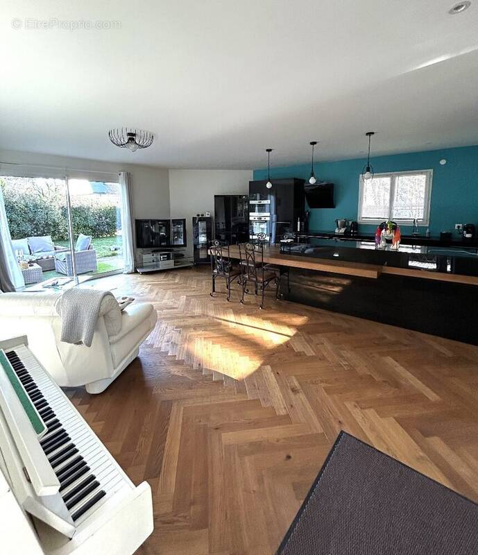 Maison à BARBERAZ