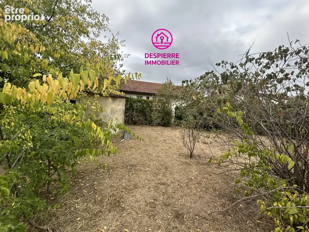 LE PEAGE DEROUSSILLON, maison plain-pied, 77 m2 habitables, 4 chambres, terrain 653 m2 - photo 15
