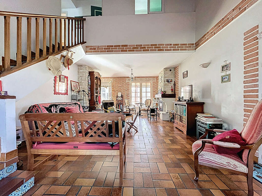 Maison à SAINT-ORENS-DE-GAMEVILLE