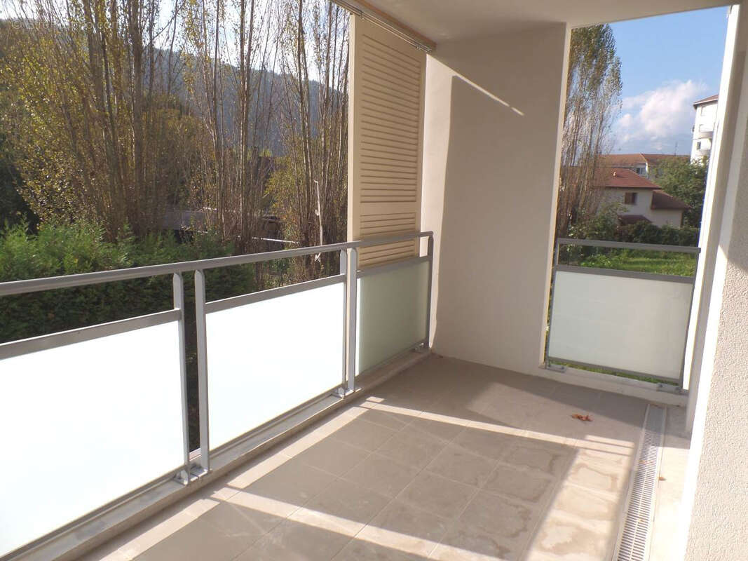 Appartement à GIERES
