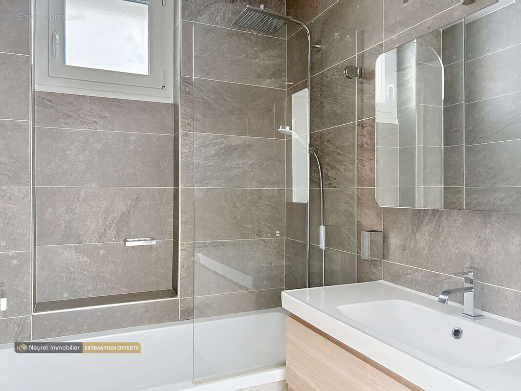 Appartement à LYON-7E