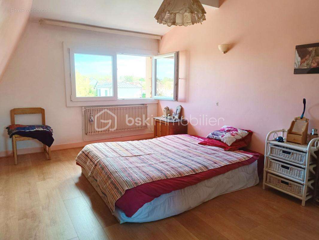 Maison à AULNAY-SOUS-BOIS