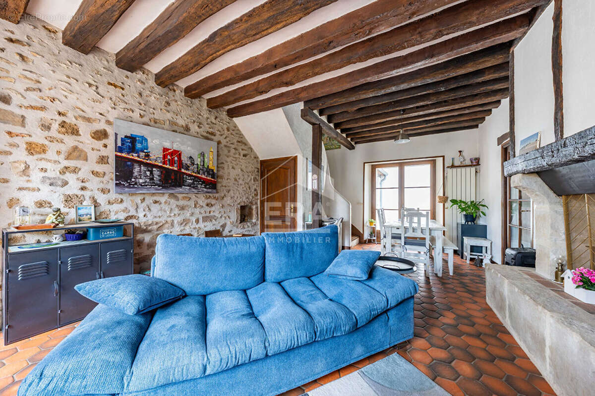 Maison à ECHARCON