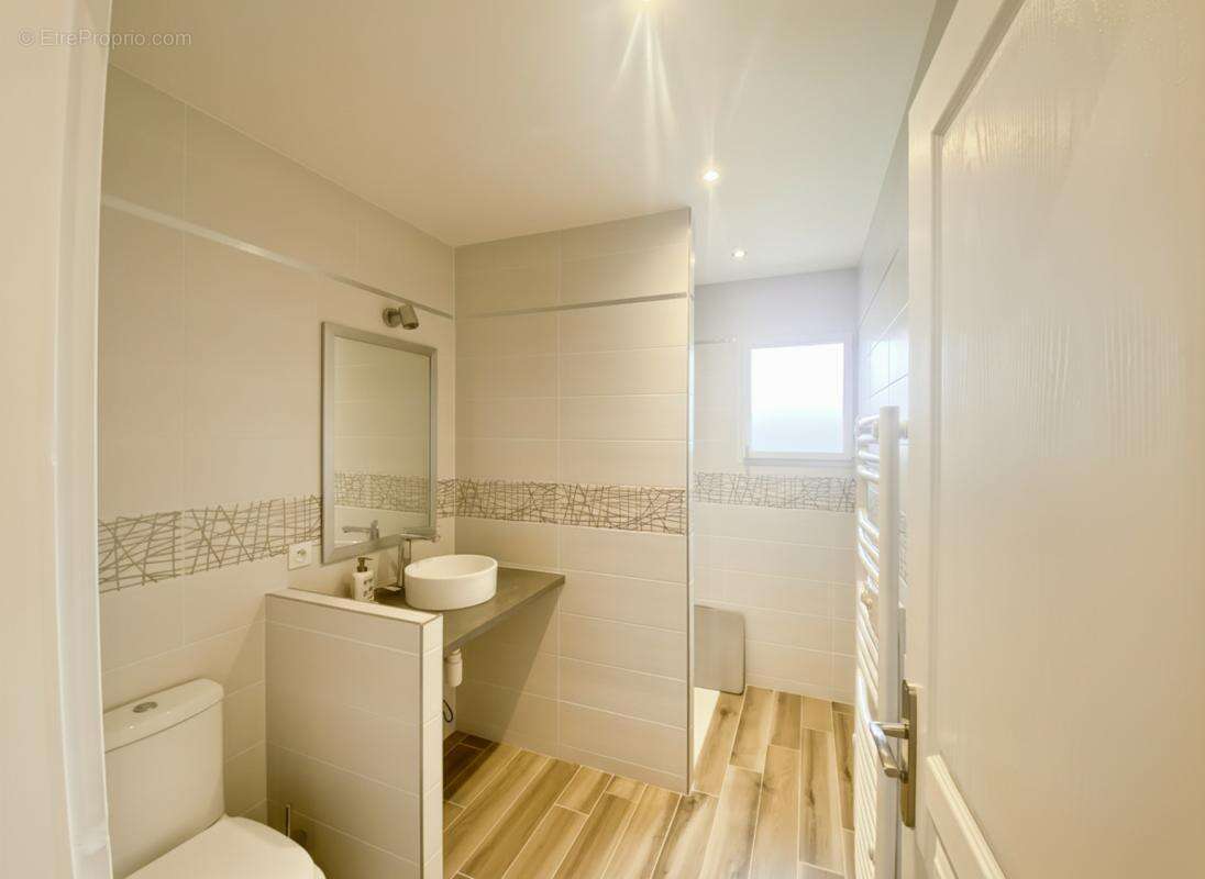 Maison 144 m² à Marsas  - photo 9