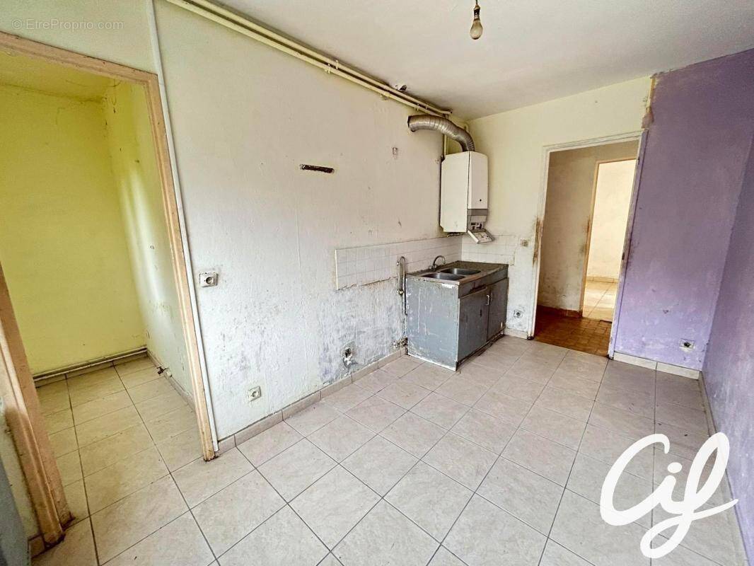 Appartement T3 NANTES Pont du Cens - 71.18 m2  186 500 Euros - photo 3