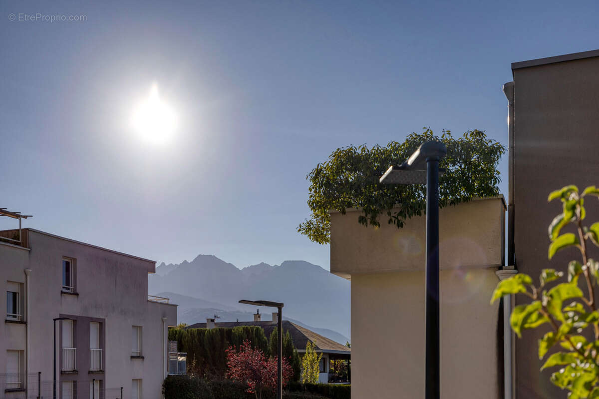 Appartement à MEYLAN